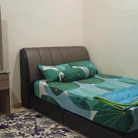Illa Bella Homestay Jasin Zewnętrze zdjęcie