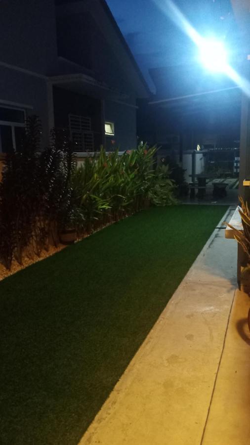 Illa Bella Homestay Jasin Zewnętrze zdjęcie